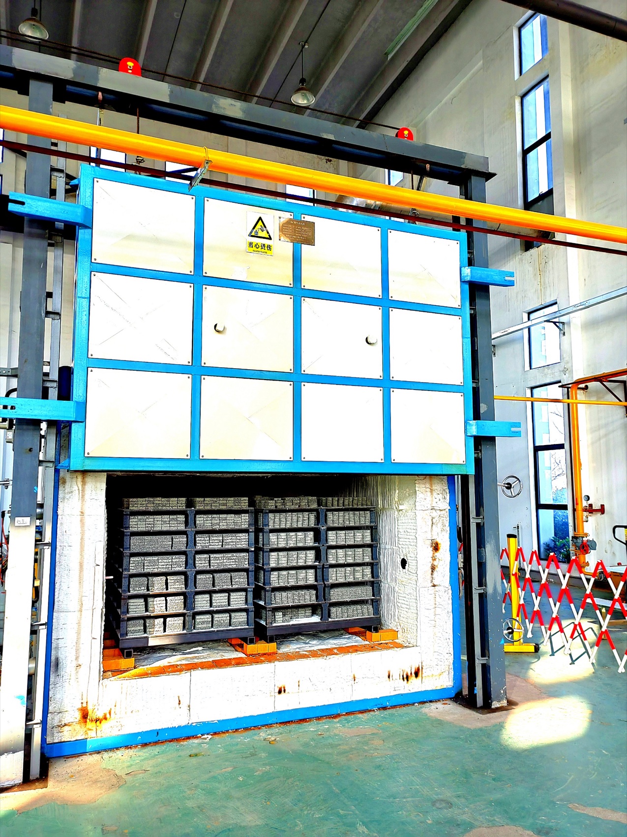 Shuttle kiln
